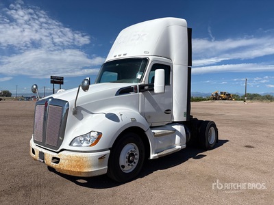 2015 Kenworth T-680 4x2 トラックトラクター（S/A）