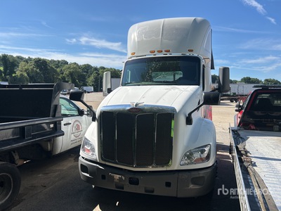 2018 Peterbilt 579 4x2 Cabeza Tractora Cabina Corta (Inoperable)