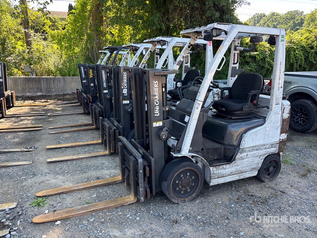 2013 Nissan MCP1F2A20LV 4000 lb Cushion Tire Forklift