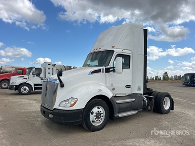 2017 Kenworth T680 4x2 S/A Dagcabine Trekker