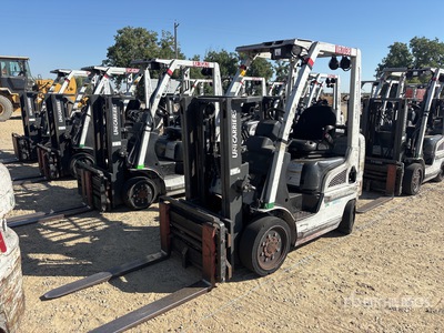 2015 Nissan CF40LP 4000 lb Cushion Tire Forklift