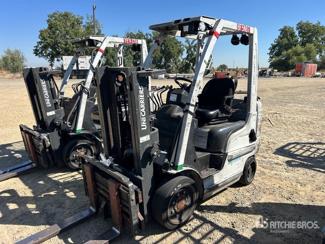 2015 Nissan CF40LP 4000 lb Cushion Tire Forklift