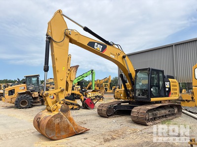 2019 Cat 326FL Tracked Excavator