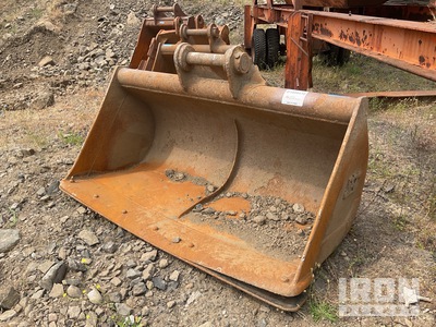76 in Cleanup Bucket - Fits Kobelco SK250