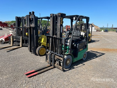 2016 Yale GL0030VXNRAE084 2850 lb Cushion Tire Carretilla Elevadora