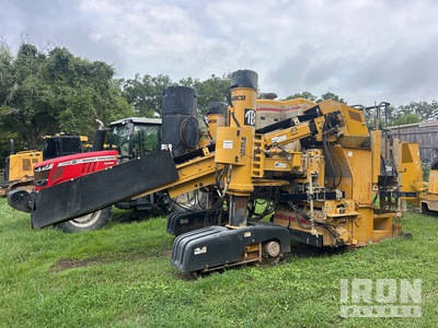 2015 Gomaco GT3600 Machine pour bordures et caniveaux