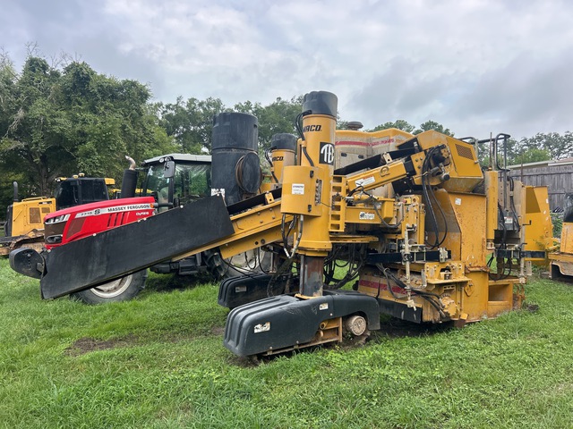 2015 Gomaco GT-3600 Curb and Gutter Machine