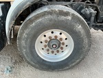 Underbody with Right Steer Tire
