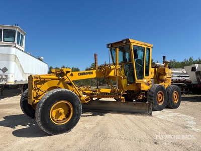 1984 Champion 720 Motor Grader