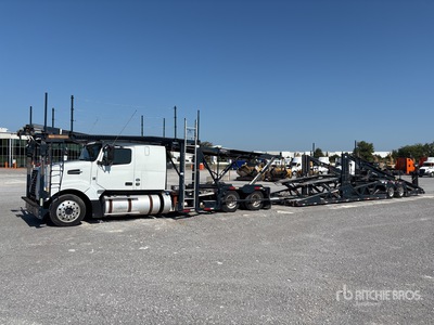 2016 Volvo VAH 6x4 Sleeper Car Carrier Truck