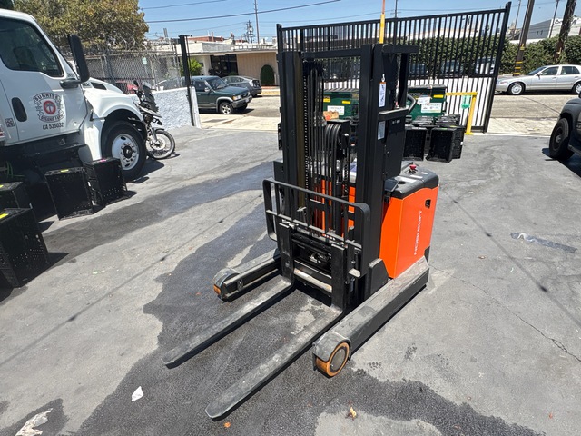 2024 Noblelift PS30RM-142 ACID 2800 lb Order Picker 2024 Noblelift PS30RM-142 ACID 2800 lb Order Picker