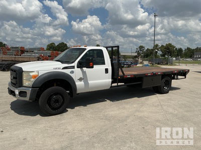2014 Ford F-550 XL 4x2 Flatbed Truck