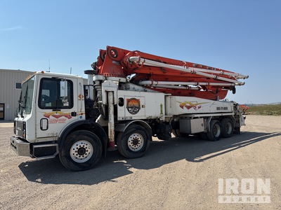 2007 Putzmeister BSF47Z on 2006 Mack 8x4 Concrete Pump Truck