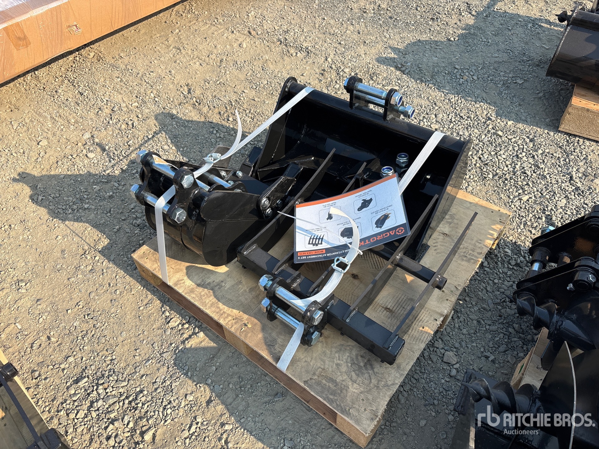 Quantity of (5) 2026 AGT 12EX-SET7 Mini Excavator Attachment Set (Unused)