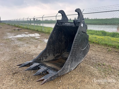 WBM 42 in Q/C Digging Excavator Bucket - Fits 400 Series