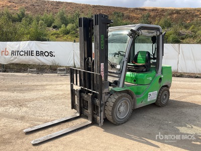 2025 Cesab M330 3000 kg Heftruck