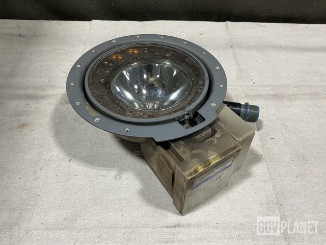 CEF Industries 8555M9 Retractable Landing Light