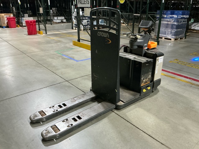 2016 Crown PC4500-80 8000 lb Pallet Jack