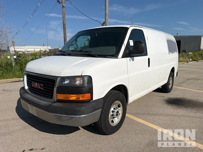 2016 GMC Savana Cargo Van