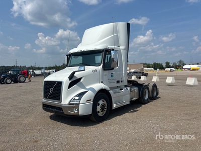 2020 Volvo VNR 6x4 T/A Day Cab Truck Tractor