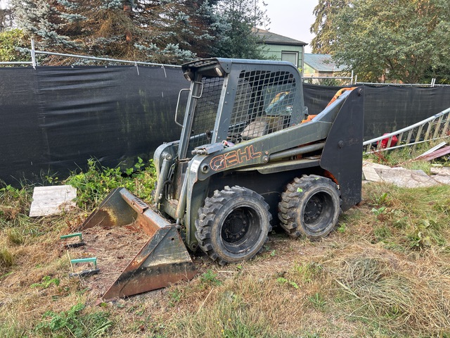2018 Gehl R150 Skid Steer Loader (Inoperable) 2018 Gehl R150 Skid Steer Loader (Inoperable)