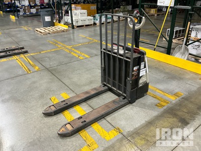 2017 Crown WP3035-45 4500 lb Transpalette