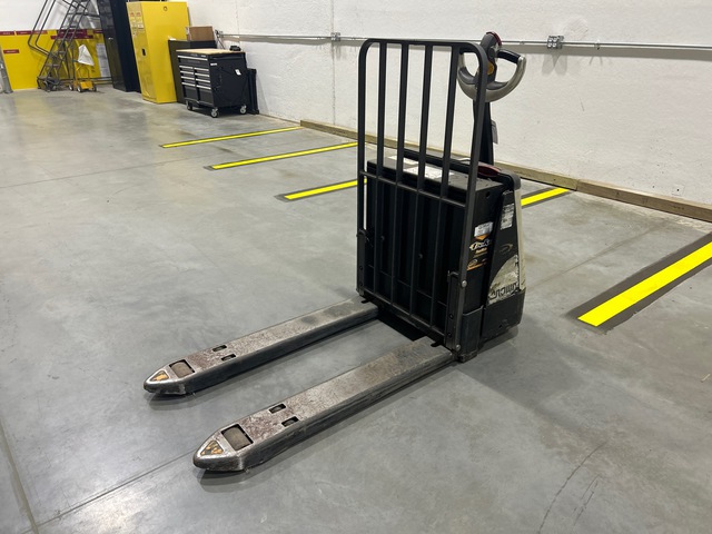 2017 Crown WP3035-45 4500 lb Pallet Jack