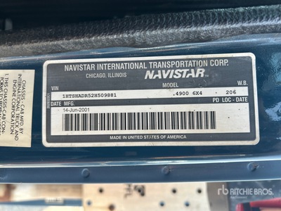 2002 International 4900 6x4 Bucket Truck