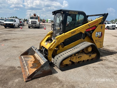 2022 Cat 239D3 Compacte Schranklader
