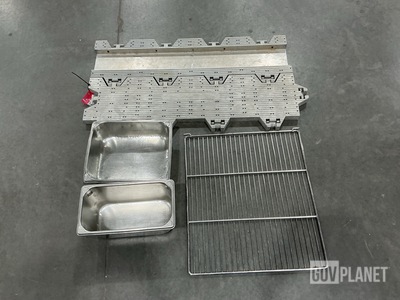 (39) Modular Interlocking Floor Panels & (1) Lot of Assorted Kitchen Items