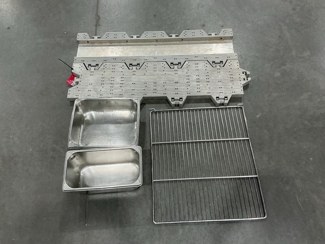 (39) Modular Interlocking Floor Panels & (1) Lot of Assorted Kitchen Items