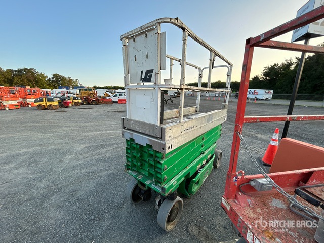 2014 JLG 2630ES Electric Scissor Lift
