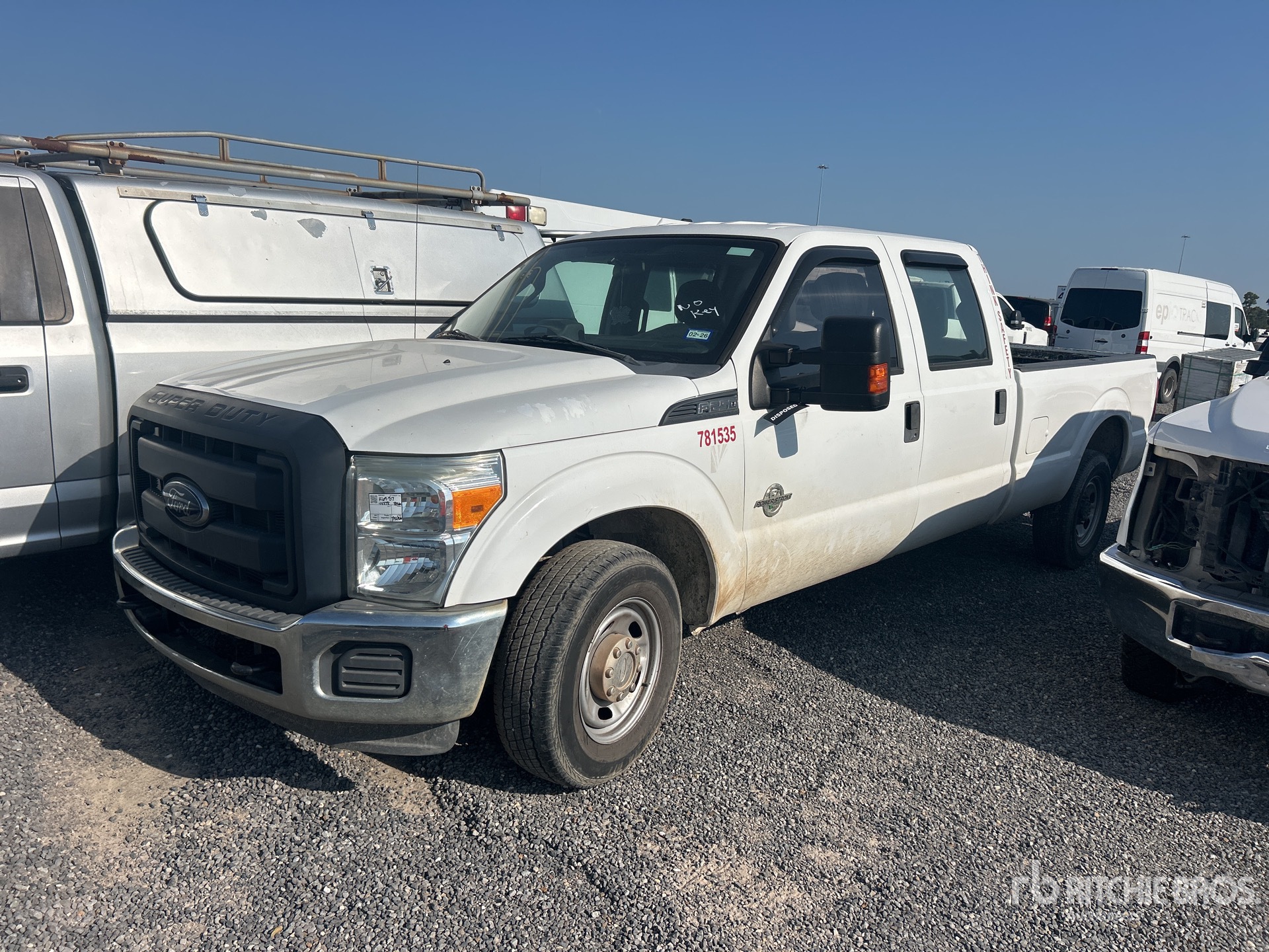 2015 Ford F-250 XL 4x2 Crew Cab Pickup