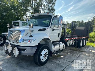 2015 International Work Star 7400 6x4 Digger Derrick Truck
