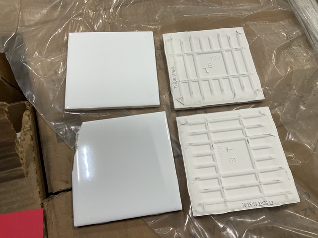 (4,800) Daltile 0190 441P4 Arctic White Ceramic Wall Tiles