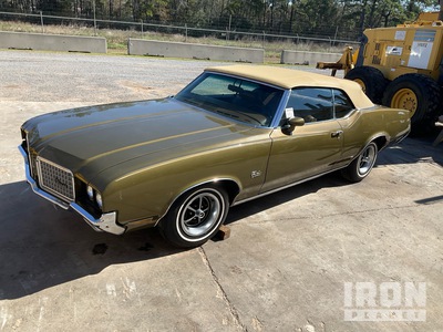 1972 Cutlass Supreme Convertible Classic Car
