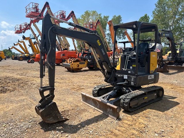 2022 Volvo EC27D Mini Excavator