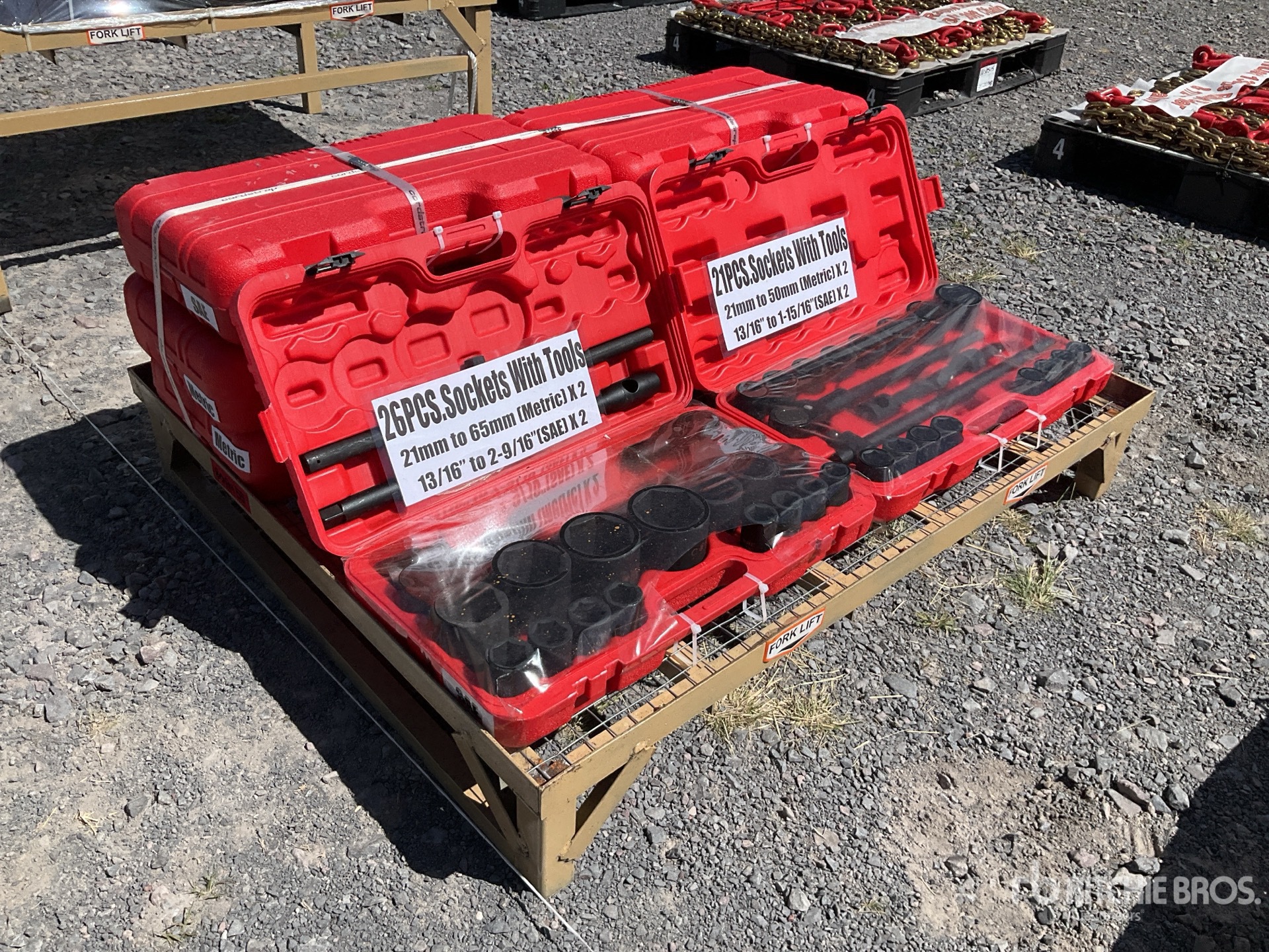 Quantity of (8) 2026 SS2126 Juegos de Dados (Sin Usar) / Socket Set (Unused)