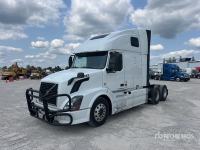 2017 Volvo VNL 6x4 T/A Slaapcabine Trekker