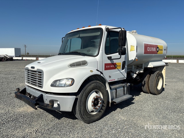 2017 Freightliner M2 106 2000 gal 4x2 Water Truck