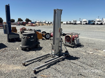 Genie SLC24 Material Hoist