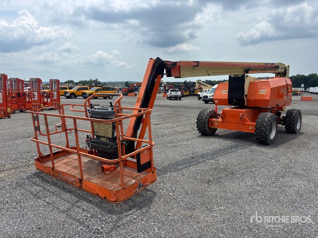 2014 JLG 800 AJ 4WD Diesel Articulating Boom Lift