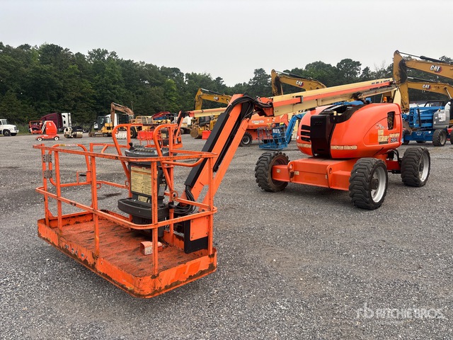 2015 JLG 600AJ 4WD Diesel Articulating Boom Lift