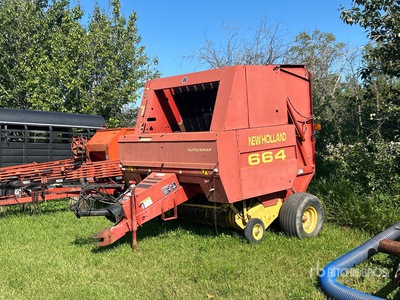 1998 New Holland 664 Round Baler