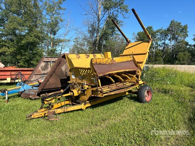 Haybuster 6 ft x 5 ft Hydraulic Bale Processor