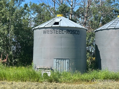 Westeel Rosco +/- 1400 bu 5 Ring Grain Bin