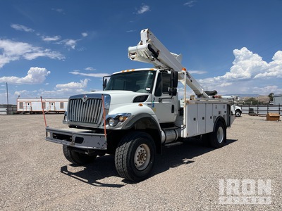 2009 Altec TA40 40 ft on 2009 International 7300 SFA 4x4 Bucket Truck