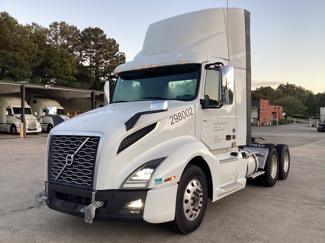 2020 Volvo VNL 6x4 T/A Day Cab Truck Tractor