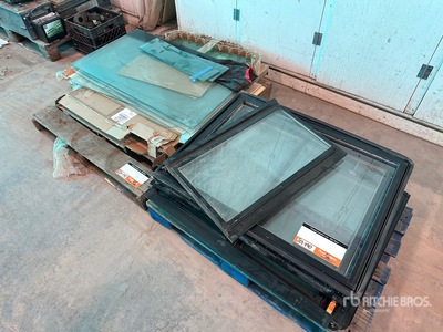 Quantity of (5) 28 Inch x 35 Inch Sliding Finestre