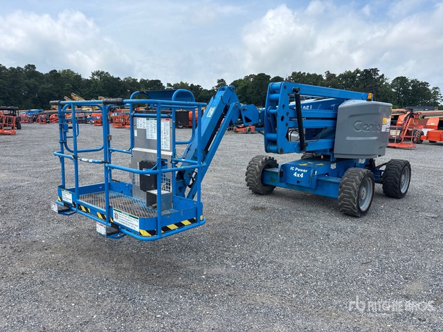 2013 Genie Z4525J 4WD Dual Fuel Articulating Boom Lift
